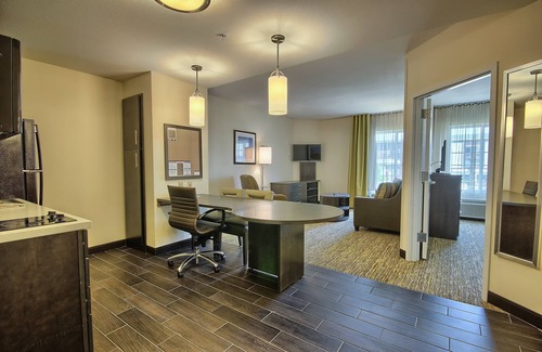 Grove City Hotel | Candlewood Suites Columbus - Grove City by IHG