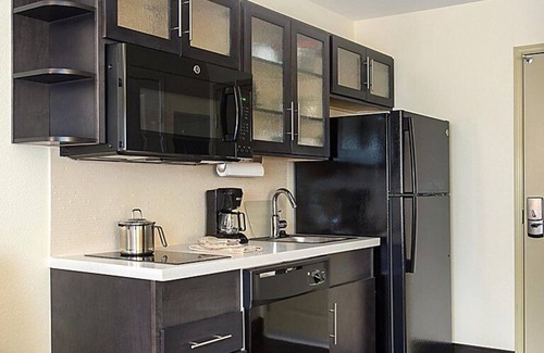 Enid Hotel | Candlewood Suites Enid by IHG