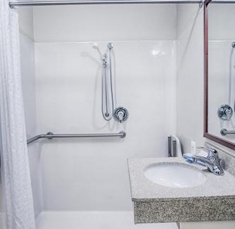 Fargo Hotel | Candlewood Suites Fargo-North Dakota State University by IHG