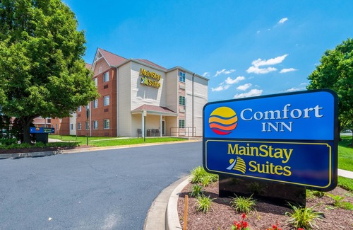 Frederick Hotel | Candlewood Suites Frederick by IHG