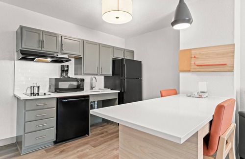 Sybertsville Hotel | Candlewood Suites HAZLETON by IHG