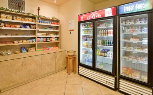 Joplin Hotel | Candlewood Suites Joplin by IHG