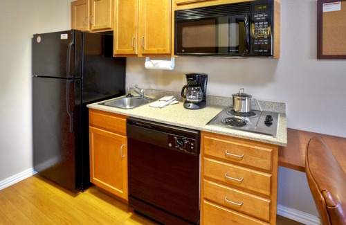 Killeen Hotel | Candlewood Suites Killeen - Fort Cavazos Area by IHG