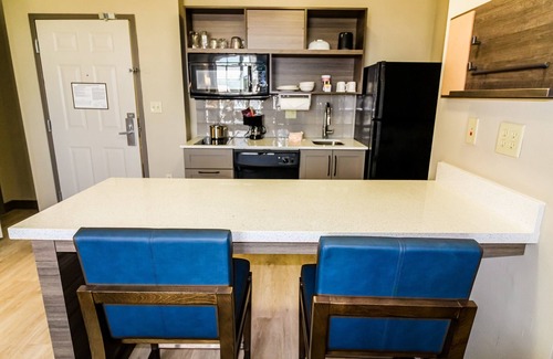 Palm Shores Hotel | Candlewood Suites Melbourne/Viera by IHG