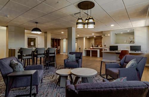 Palm Shores Hotel | Candlewood Suites Melbourne/Viera by IHG