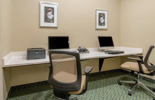 West San Antonio Hotel | Candlewood Suites - San Antonio Lackland AFB Area by IHG