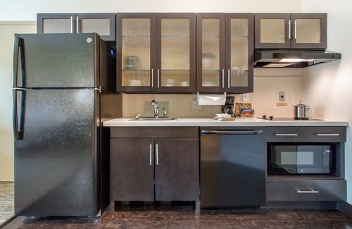 West San Antonio Hotel | Candlewood Suites San Antonio Lackland AFB Area by IHG