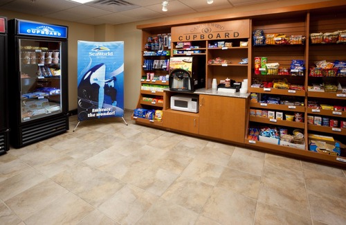 San Antonio Hotel | Candlewood Suites San Antonio NW Near Seaworld by IHG