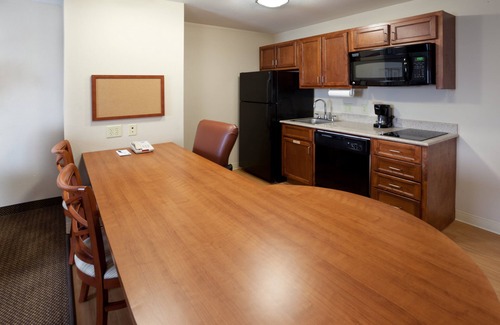 San Antonio Hotel | Candlewood Suites San Antonio NW Near Seaworld by IHG