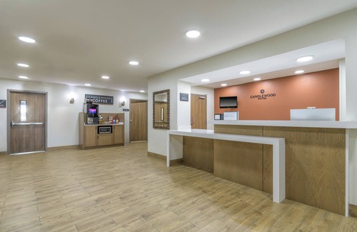 Southfield Hotel | Candlewood Suites Southfield - Detroit by IHG