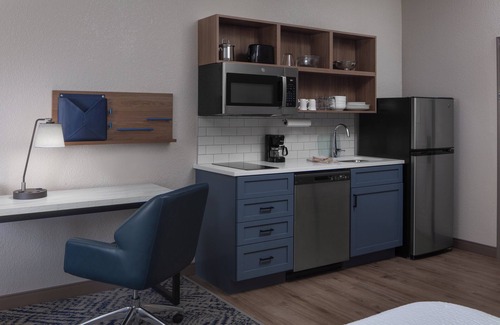 St. Robert Hotel | Candlewood Suites St Robert by IHG