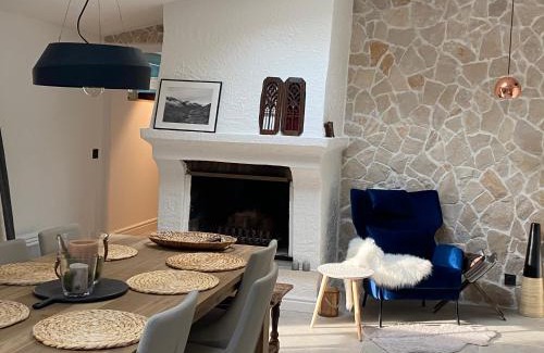 Riou - Petit Juas - Av de Grasse Villa | Cannes cote sud
