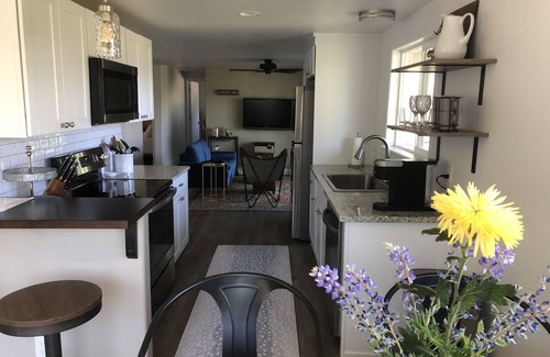Elk Meadows Cabin | Cannon Creek Cabin - private, amazing views, with a Hot Tub and Outdoor Sauna
