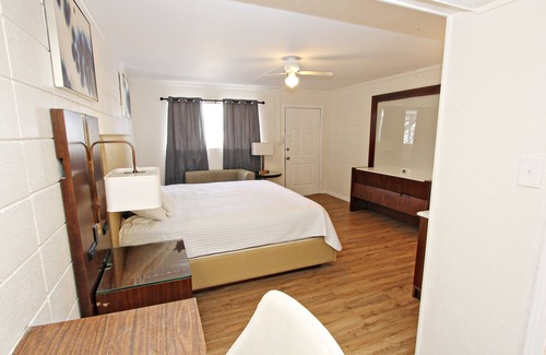 Gonzales Hotel | Cannon Inn
