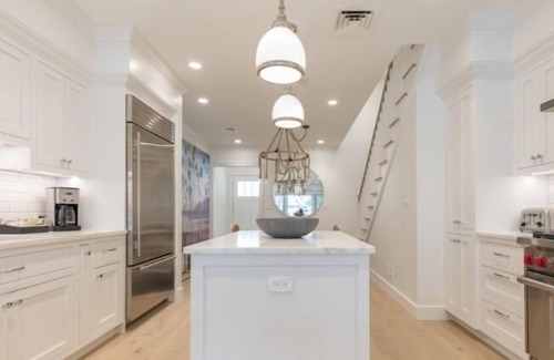 Hampton Bays Condo | Canoe Place Waterfront Residences