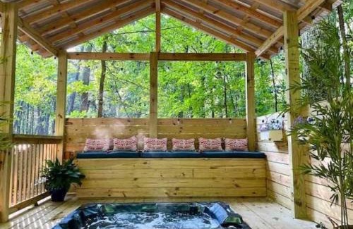 Mentone House | Canopy Woods - 2 beautiful homes with a hot tub