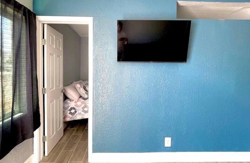 Biggs Field Apartment | Cant beat this price!