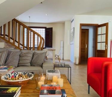 Castell-Platja d'Aro Villa | CanTina a Charming & Artistic house with pool