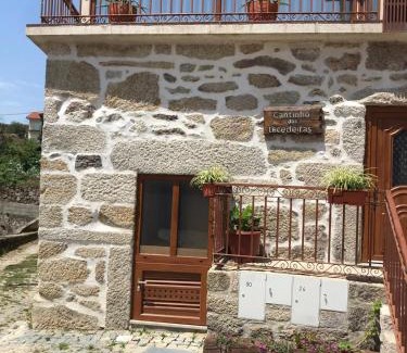 Mondim de Basto House | Cantinho das Tecedeiras