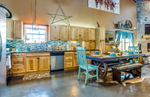 Elmo Other | Canton, Texas Luxury Barnhouse in a Tranquil Ranch setting