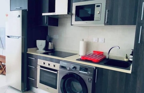 Accra Apartment | Cantonments | 1 BDR Duplex | Pool+Gym+WiFi+Parking