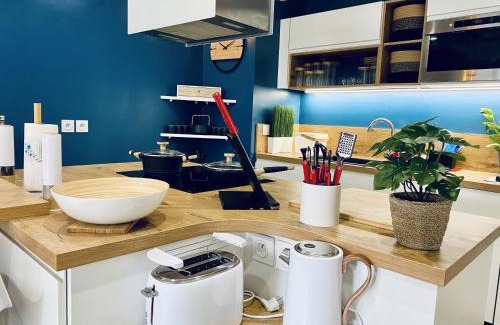 Saint-Bres Apartment | Cantosia - Appartement T3, Terrasse & Jardin Privatif
