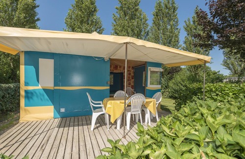 Ferel House | Canvas bungalow near Pénestin- Camping Les Rives de Vilaine **