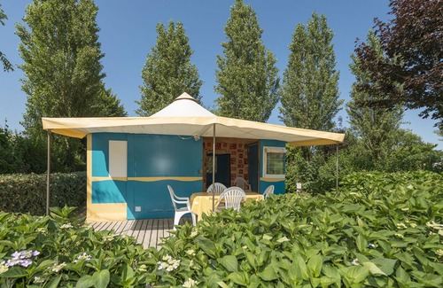 Ferel House | Canvas bungalow near Pénestin- Camping Les Rives de Vilaine **