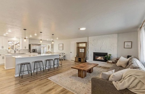 Orchard North House | Canyon Cove Cottage | In Home Gym | Chef's Kitchen