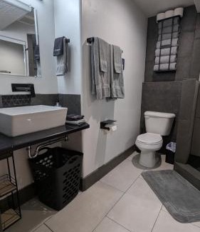 Ogden Apartment | Canyon Coze - Ski, Board, Sled, Bike, Hike