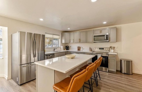 Little Rock Canyon House | Canyon View Cottage | Backyard | Free Massage*