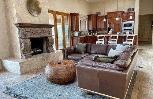 Tucson House | Canyon View: Treat Yourself-You Deserve It!