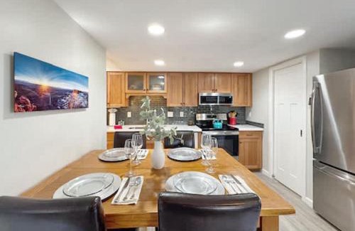 Park City House | Canyons Resort, Community Hot Tub Retreat, Slopes located steps away!