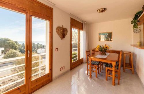 Llanca Apartment | Cap Ras 04 Acogedor apartamento cerca del mar