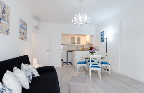 Costa de Caparica Apartment | Caparica Flat - Beach & Surf all around the year!