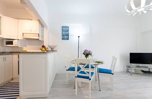 Costa de Caparica Apartment | Caparica Flat - Beach & Surf all around the year!