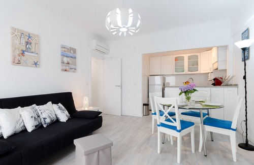 Costa de Caparica Apartment | Caparica Flat - Beach & Surf all around the year!