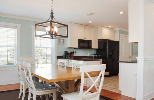 Seagrass House | Cape Dreamin' | Beach View Oasis | 5BR and Pool