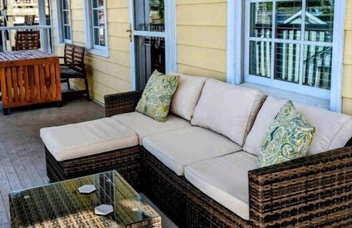 Cape Charles Condo | Cape Haven - Condo 1.5 Blocks from Beach