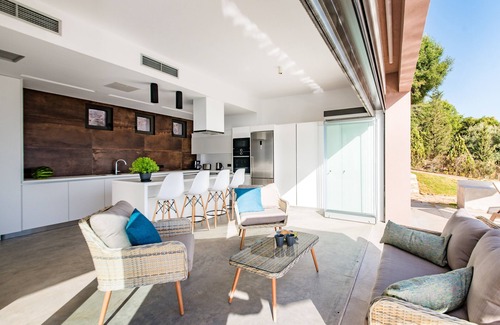 Evgiros Villa | Cape villa, be blown away by breathtaking waterfront luxury villa!