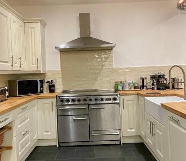 Rhiwbryfdir House | Capel Salem By Birch Stays