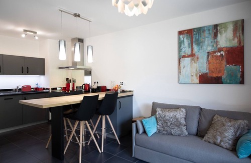 Morzine Apartment | CAPELLA - Morzine 2 bedroom Alpine Chalet Apartment