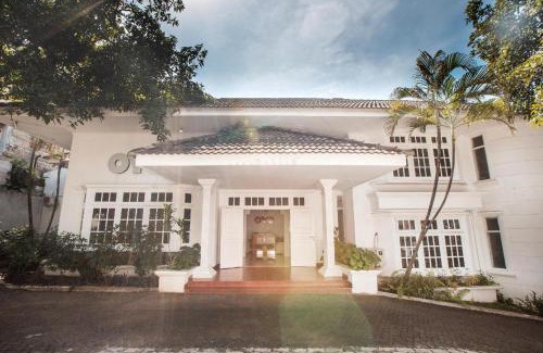 Bangka Hotel | Capital O 332 Residence G17 Kemang