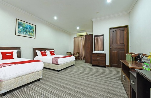 Kuala Terengganu Hotel | Capital O 90434 Marmoris House