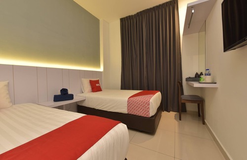 Tebrau Hotel | Capital O 90609 Gc Hotel