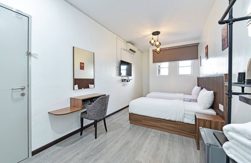 Kampung Alor Bangsa Hotel | Capital O 90882 Padi Hotel