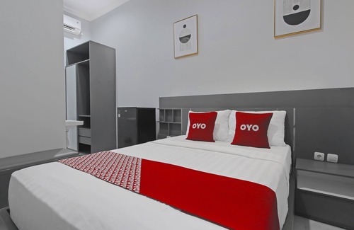 Cilacap Hotel | Capital O 92105 A'shanti Inn