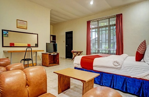 Kota Sidikalang Hotel | Capital O 92214 Beristera Hotel