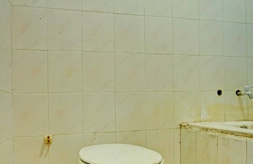 Kota Sidikalang Hotel | Capital O 92214 Beristera Hotel