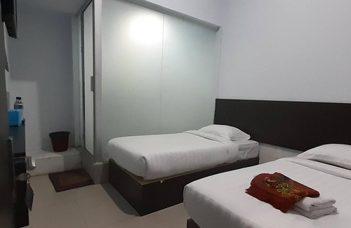 Padang Hotel | Capital O 93291 Bintang Hotel